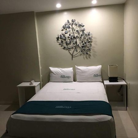 Hotel Frontera Baja Mexicali Zewnętrze zdjęcie
